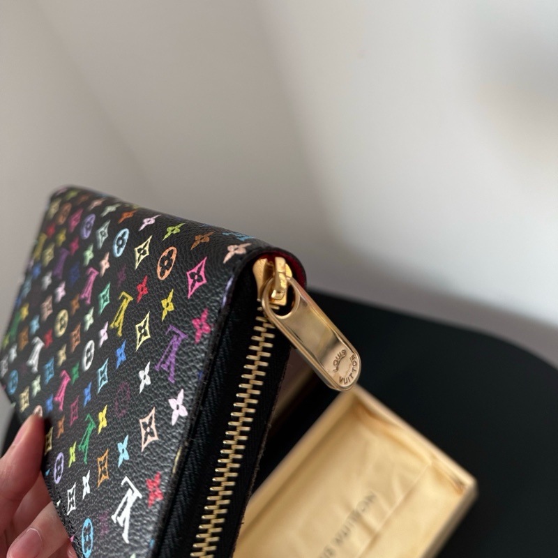 LV 黑三彩拉鍊款錢包，配件：盒子、塵袋 約長20cm 寬2cm 高9cm-8