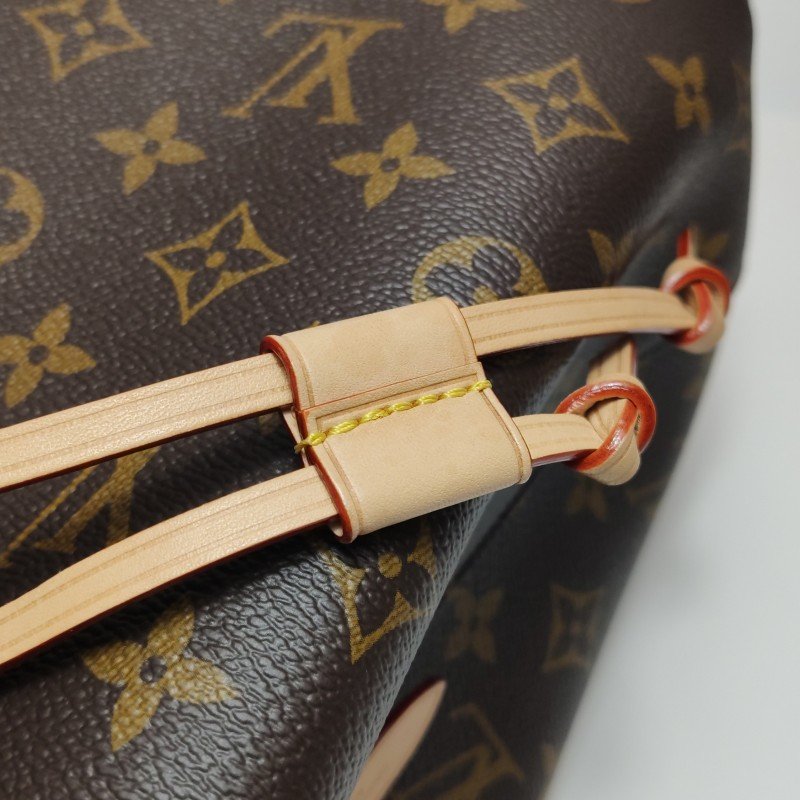 Louis Vuitton (LV) NEONOEBB植鞣革Monogram印花抽繩斜背包晶片款-15