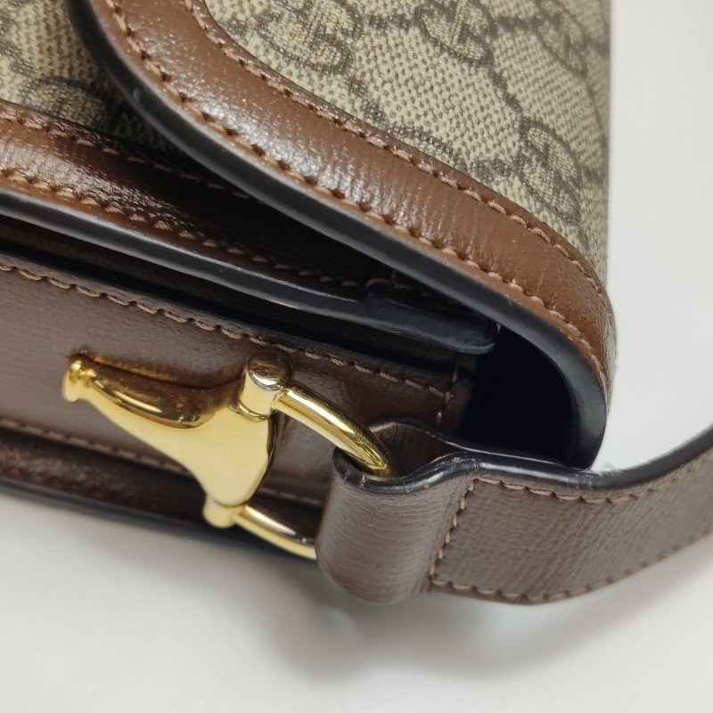 Gucci 1955中牛皮GG老花馬銜扣斜背包-13