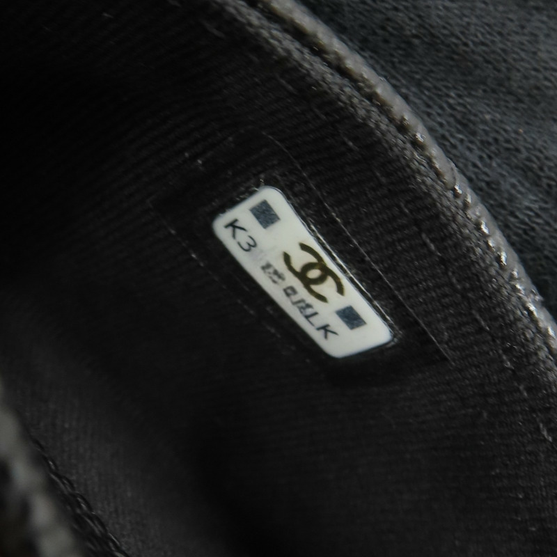 黑色 荔枝紋牛皮 兩折短夾【CHANEL 香奈兒】 AP3070-9