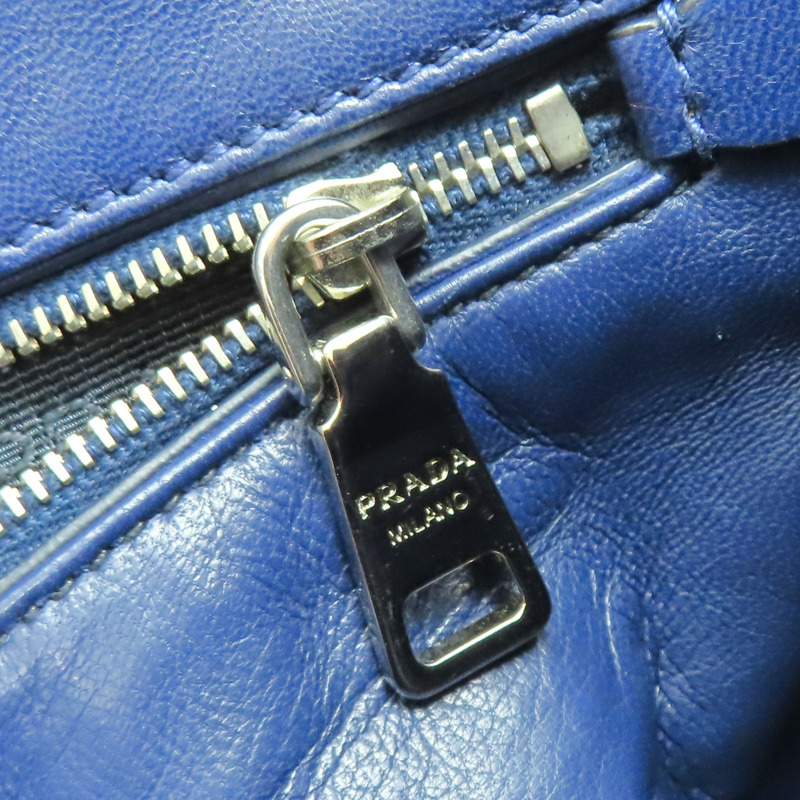 深藍色 羊皮 鍊帶肩背包【PRADA 普拉達】 BT0939-9