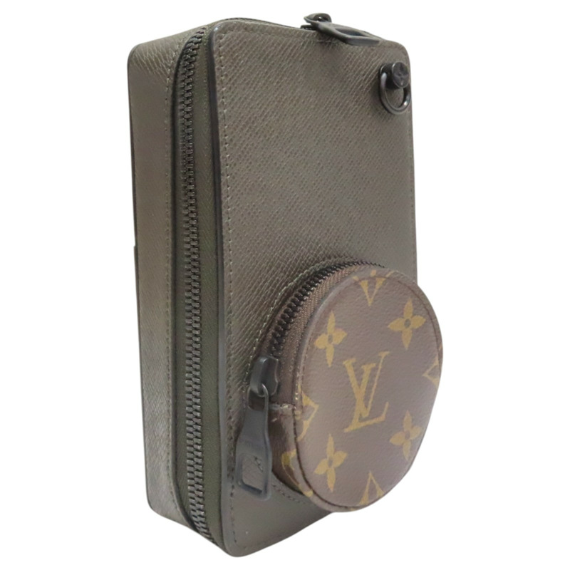 墨綠色 牛皮 Taiga Lama 手機盒 肩背包【LOUIS VUITTON LV 路易威登】 M30581-1