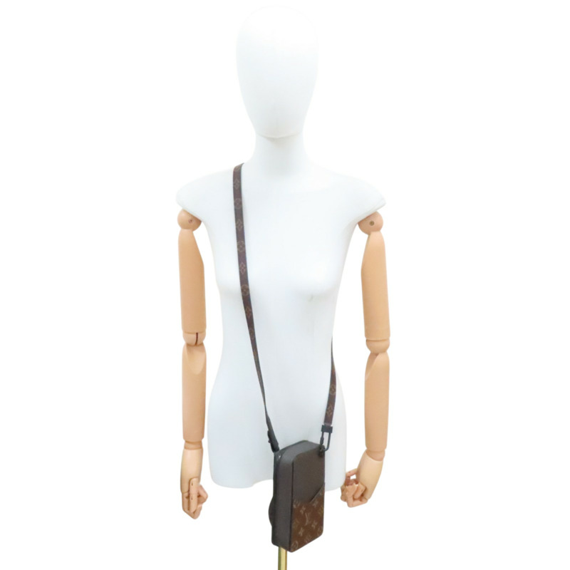 墨綠色 牛皮 Taiga Lama 手機盒 肩背包【LOUIS VUITTON LV 路易威登】 M30581-6