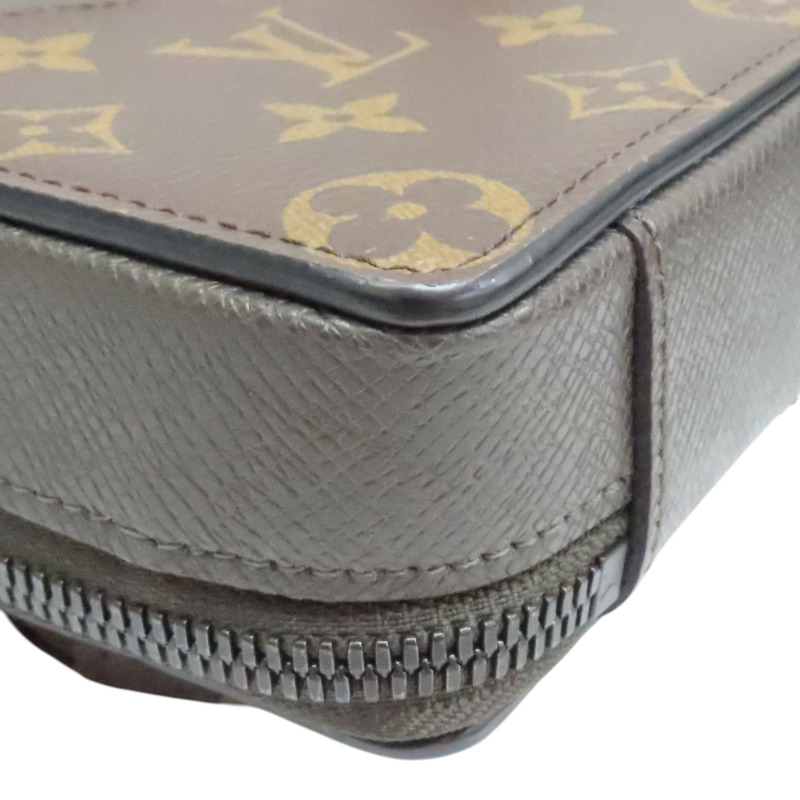 墨綠色 牛皮 Taiga Lama 手機盒 肩背包【LOUIS VUITTON LV 路易威登】 M30581-9