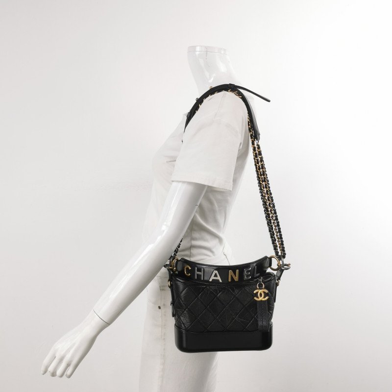 Chanel Gabrielle流浪包小號油蠟皮菱格絎縫雙鍊設計單肩包-1