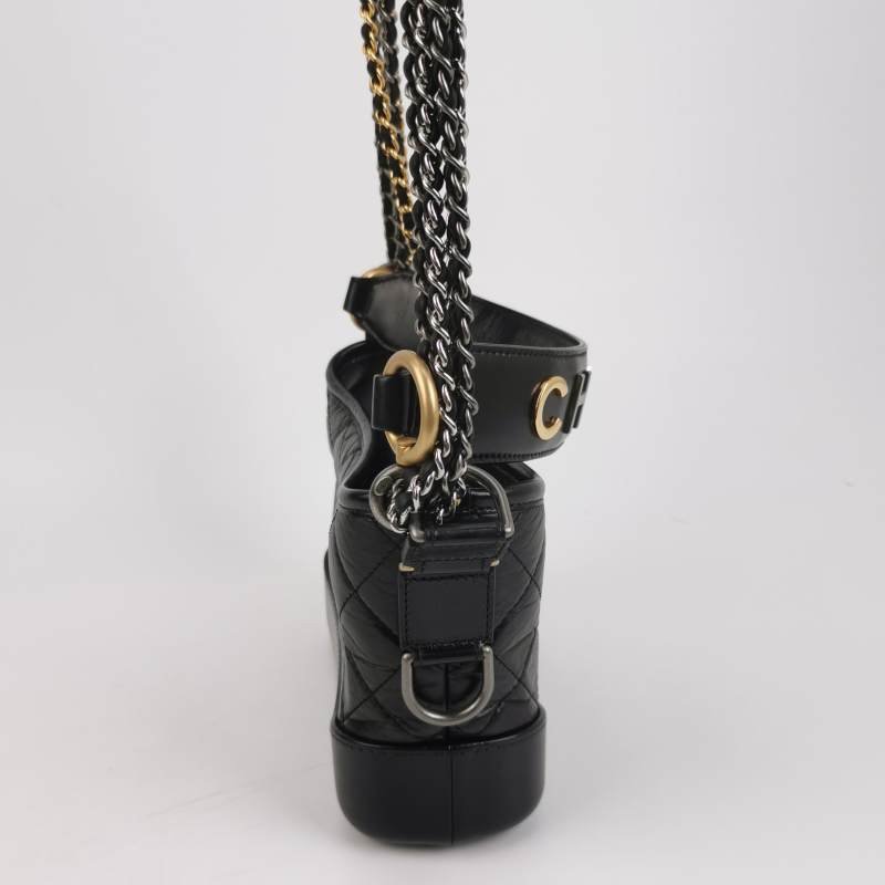 Chanel Gabrielle流浪包小號油蠟皮菱格絎縫雙鍊設計單肩包-3