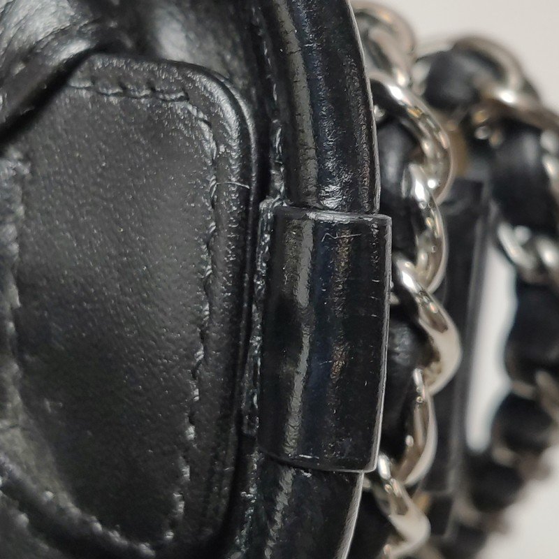 Chanel Gabrielle流浪包小號油蠟皮菱格絎縫雙鍊設計單肩包-15