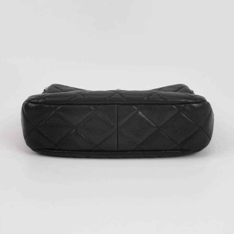 Chanel牛皮純色菱格絎縫雙C扣金幣鏈單肩 包包-5