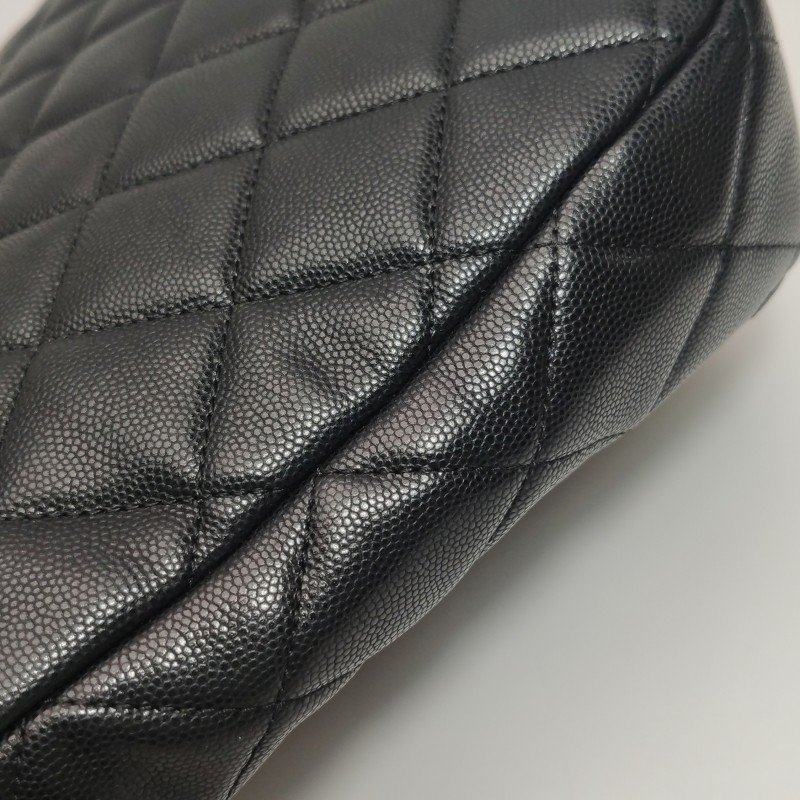 Chanel牛皮純色菱格絎縫雙C扣金幣鏈單肩 包包-23