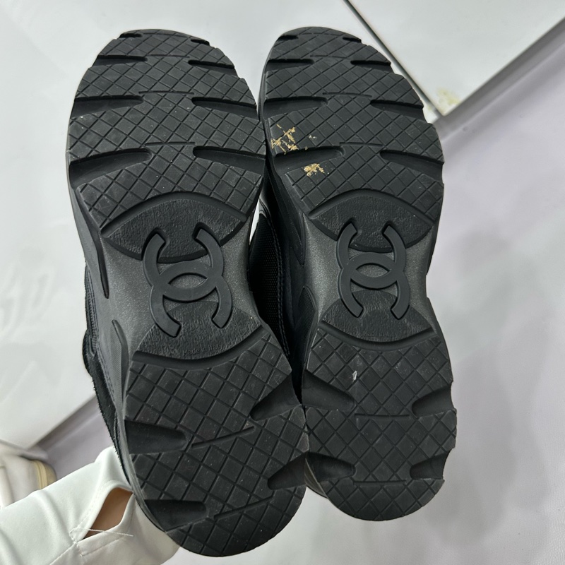 Chanel香奈兒黑色繫帶運動鞋-4