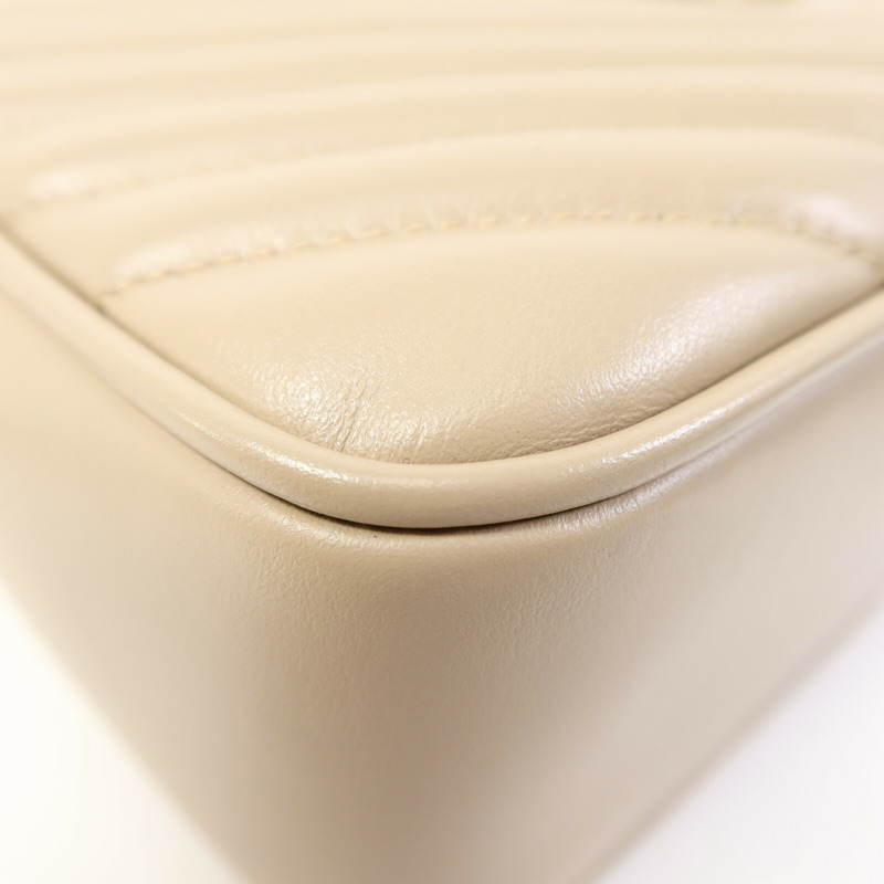 SAINT LAURENT 牛皮皮革LOU Monogram Camera Shoulder Bag金扣肩背袋-10