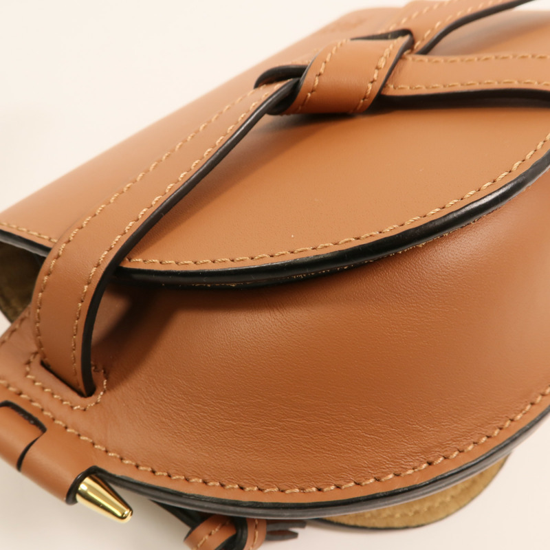 LOEWE 牛皮皮革Gate Mini金扣肩背袋-11