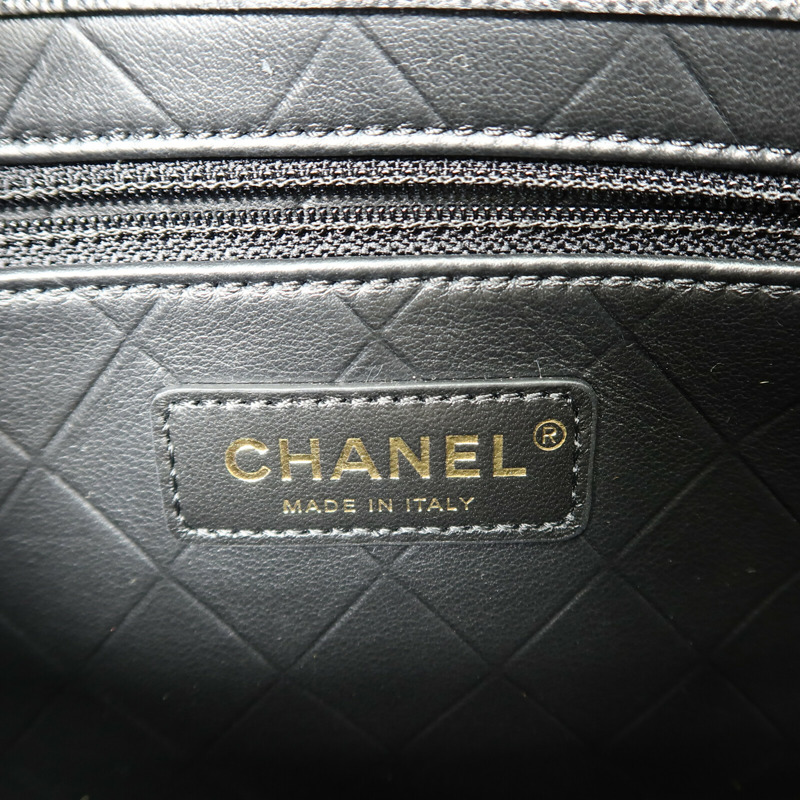 CHANEL 牛皮皮革Half Moon Flap Messenger Bag金扣鏈帶肩背袋-5