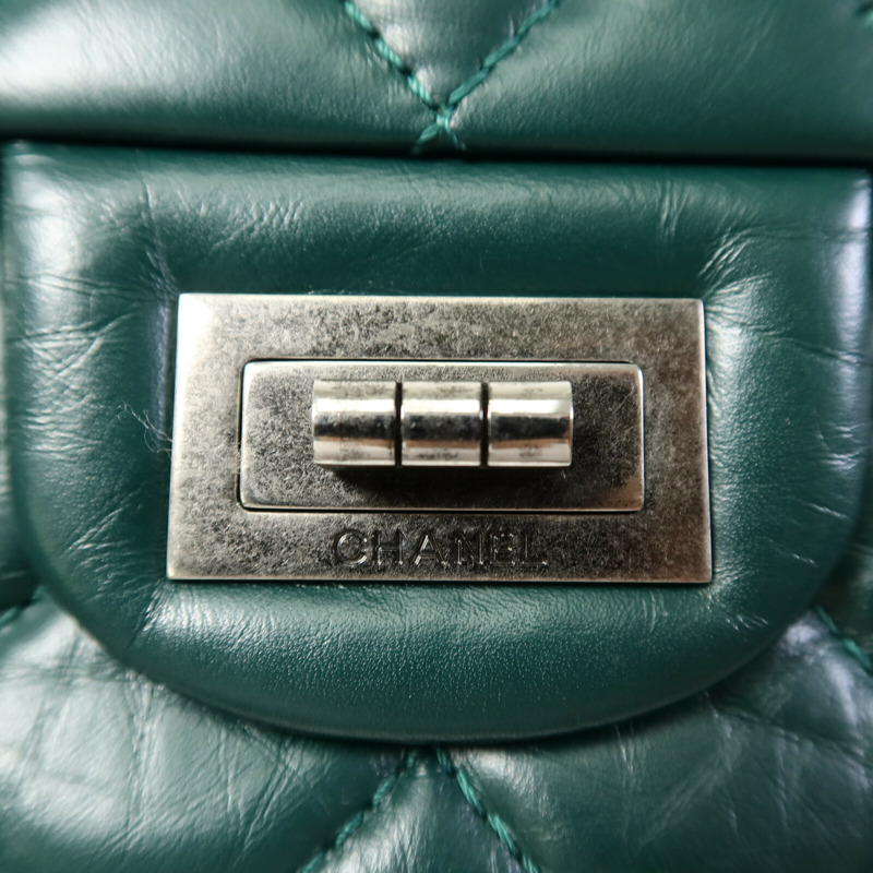 CHANEL 牛皮皮革2.55 Jumbo 鏈帶肩背袋-8