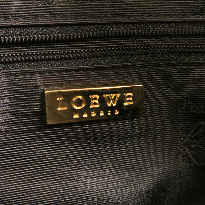 LOEWE 牛皮皮革Handbag金扣手挽袋-5