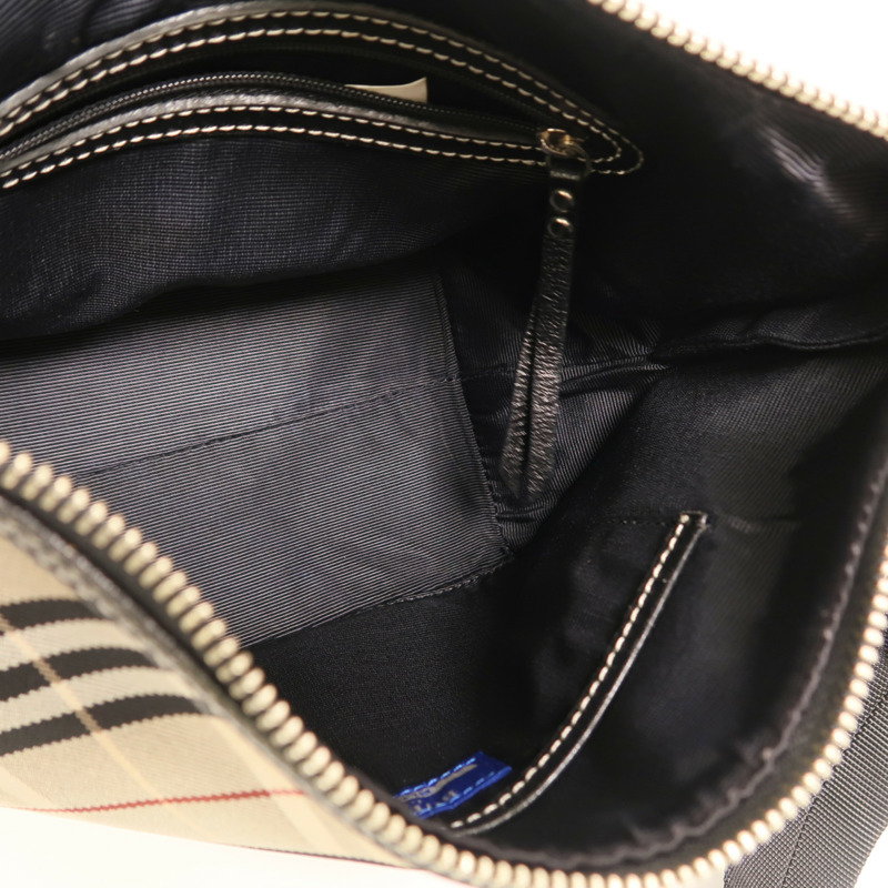 BURBERRY 尼龍Shoulder Bag銀扣肩背袋-4