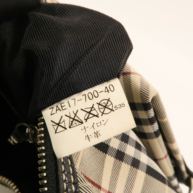 BURBERRY 尼龍Shoulder Bag銀扣肩背袋-7