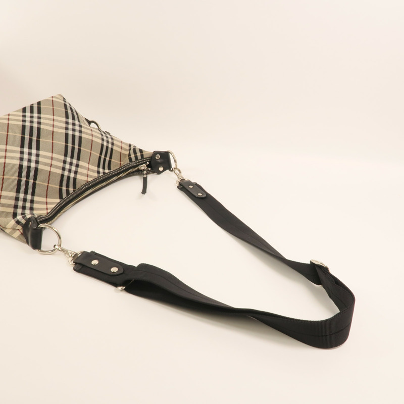 BURBERRY 尼龍Shoulder Bag銀扣肩背袋-8