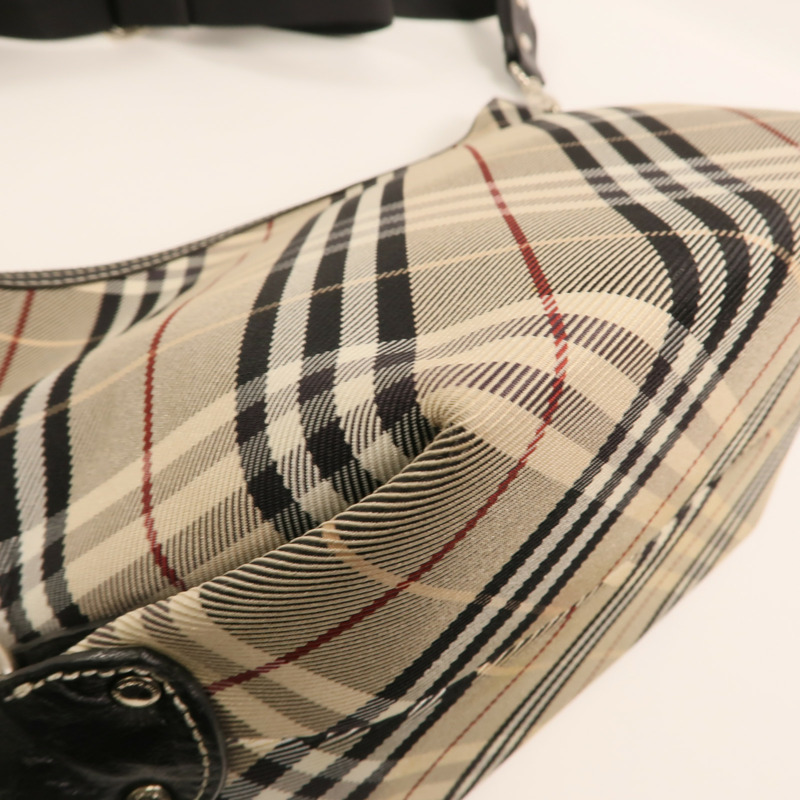 BURBERRY 尼龍Shoulder Bag銀扣肩背袋-12