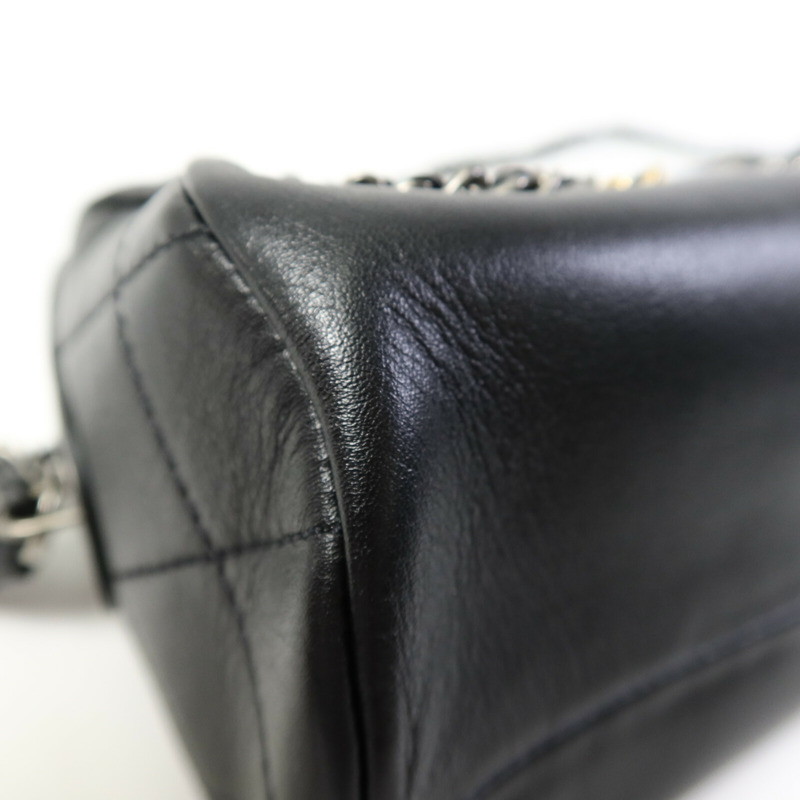 CHANEL 牛皮皮革Bowling Chain Shoulder鏈帶肩背袋-11