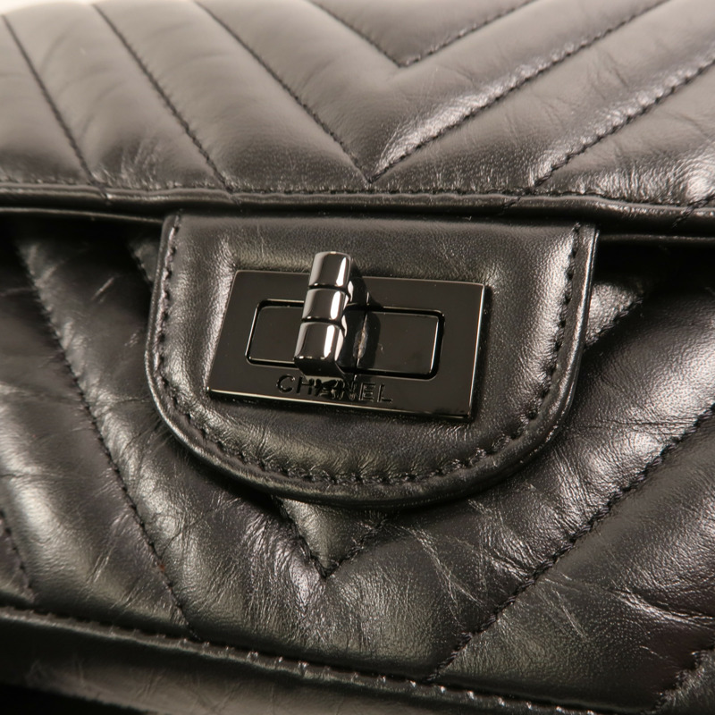 CHANEL 牛皮皮革Mini 2.55鏈帶肩背袋-8