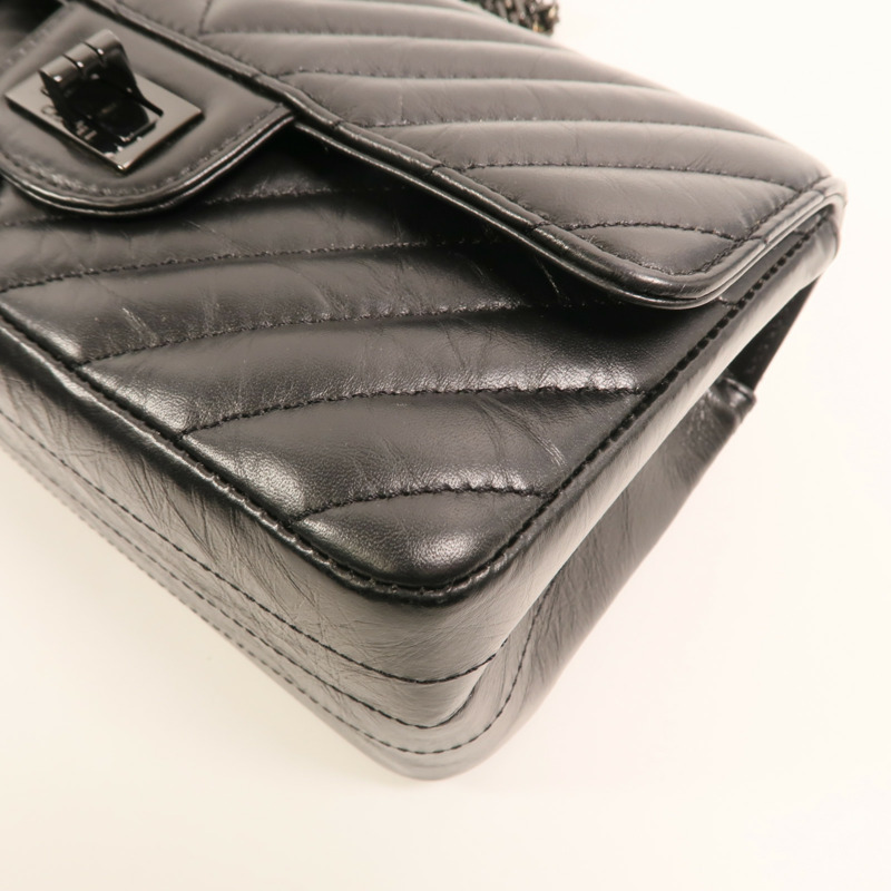 CHANEL 牛皮皮革Mini 2.55鏈帶肩背袋-11