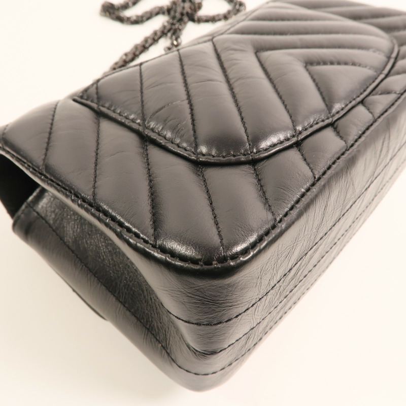 CHANEL 牛皮皮革Mini 2.55鏈帶肩背袋-14