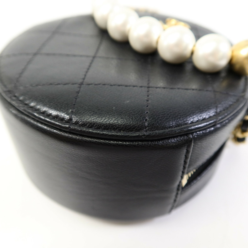 CHANEL 牛皮皮革Round Pear Bag金扣鏈帶肩背袋-13