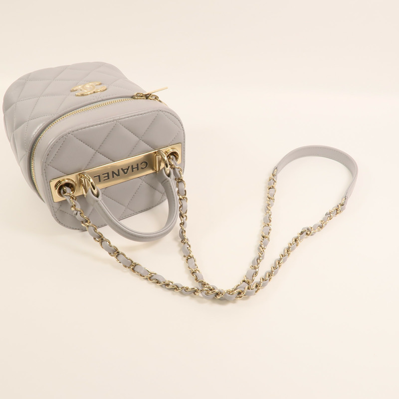 CHANEL 羊皮皮革Trendy CC Vanity Case金扣手挽肩背兩用袋-7