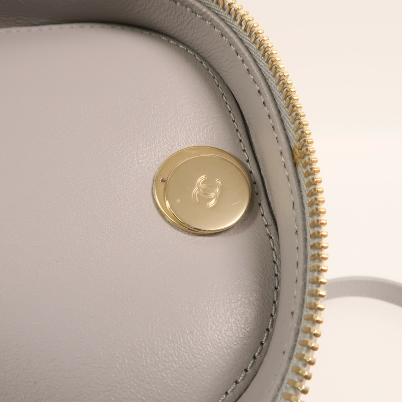 CHANEL 羊皮皮革Trendy CC Vanity Case金扣手挽肩背兩用袋-17