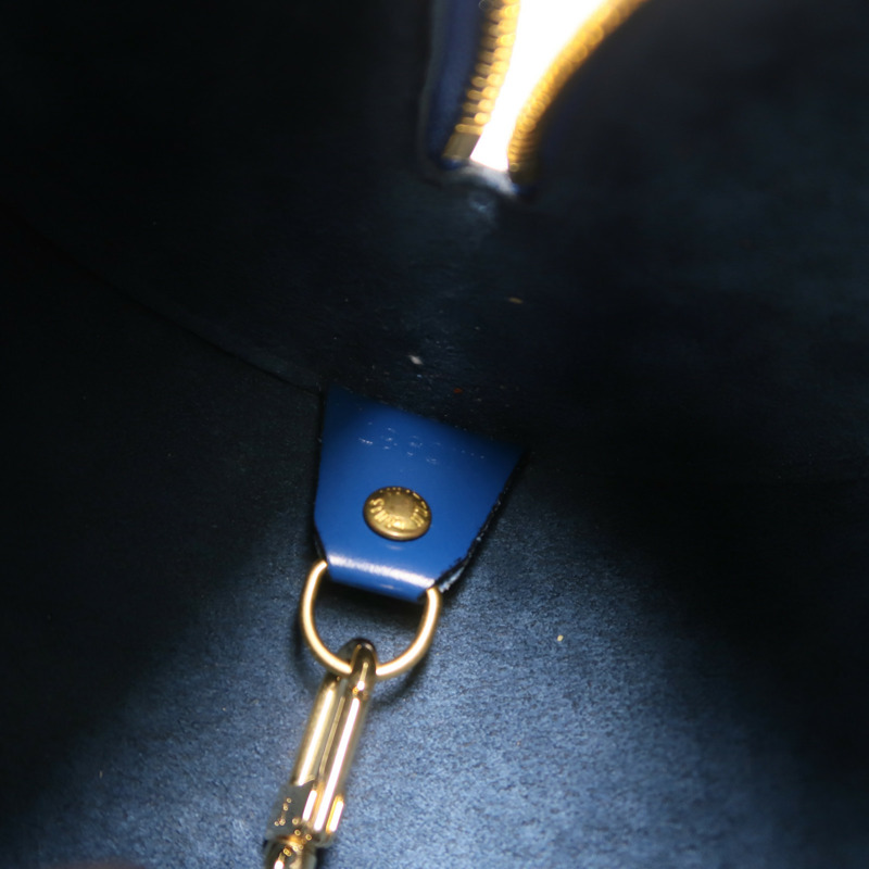 LOUIS VUITTON Epi Soufflot手挽袋藍色-6