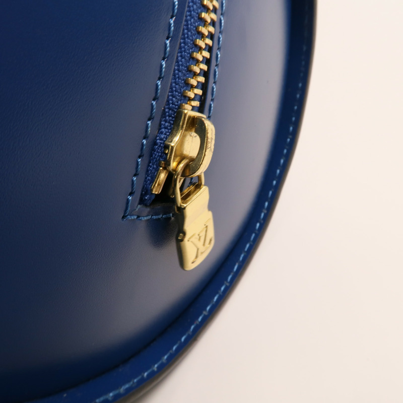 LOUIS VUITTON Epi Soufflot手挽袋藍色-14