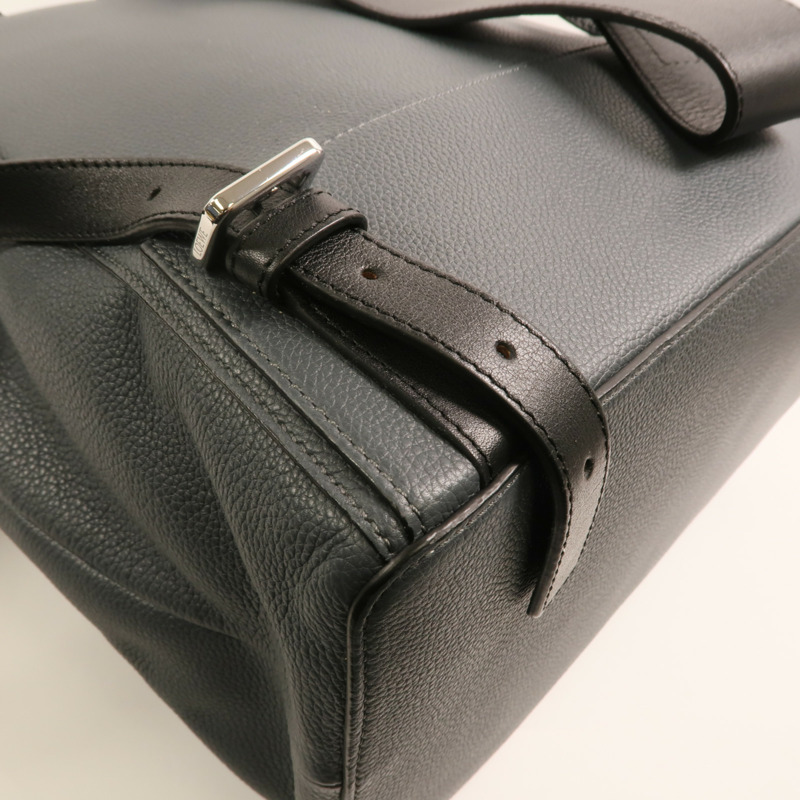 LOEWE 牛皮皮革Backpack銀扣背包-13