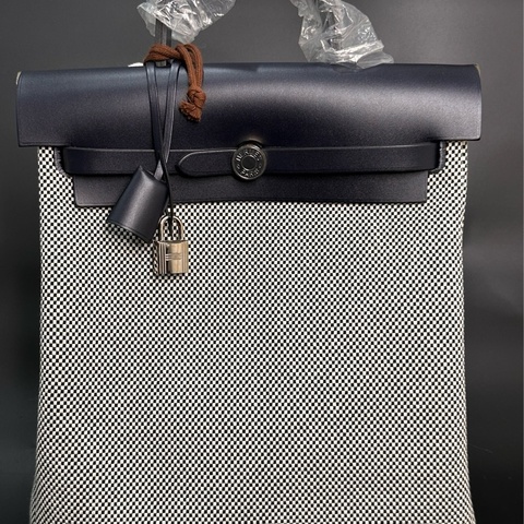 Hermes HERBAG A DOS ZI P RETOURNE背包