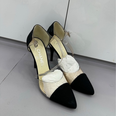 CHANEL/香奈兒 秀款優雅黑色透明高跟鞋 37.5碼