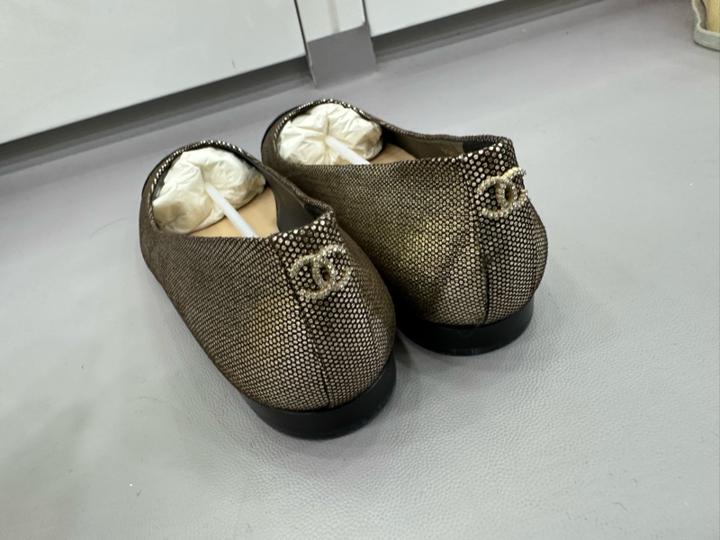 Chanel 香奈兒 金色 平底鞋 37.5碼 閒置-3