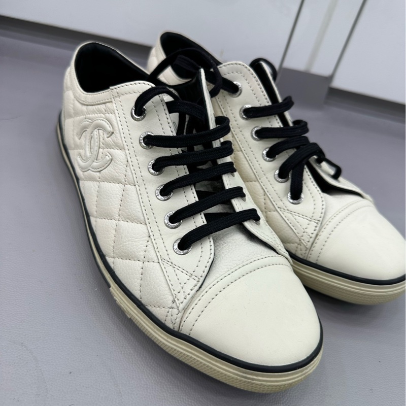 Chanel香奈兒 小牛皮菱格雙C運動鞋 板鞋 38.5碼-2