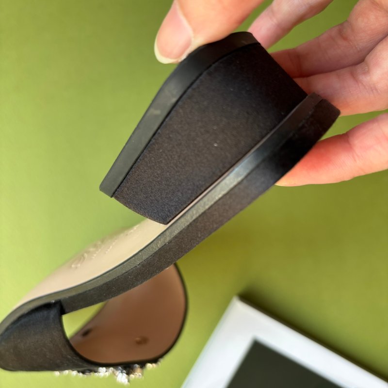 37.5號 ::ROGER VIVIER:: RV Bouquet 黑色緞面 經典方框鑽釦跟鞋 涼鞋 拖鞋-6