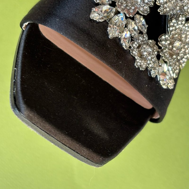 37.5號 ::ROGER VIVIER:: RV Bouquet 黑色緞面 經典方框鑽釦跟鞋 涼鞋 拖鞋-12