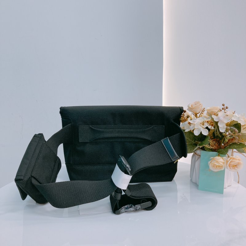 MS0628 Kenzo 凱卓 高田賢三 郵差包 小號 尼龍 帆布 挺身 全黑 48H Messenger Bag Small Nylon So Black x PHW-1