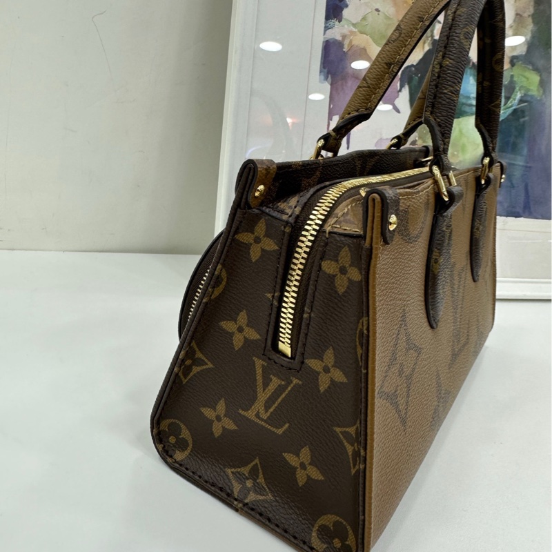 LV路易威登橫版onthego 托特包背法多樣 閒置 有購證-4