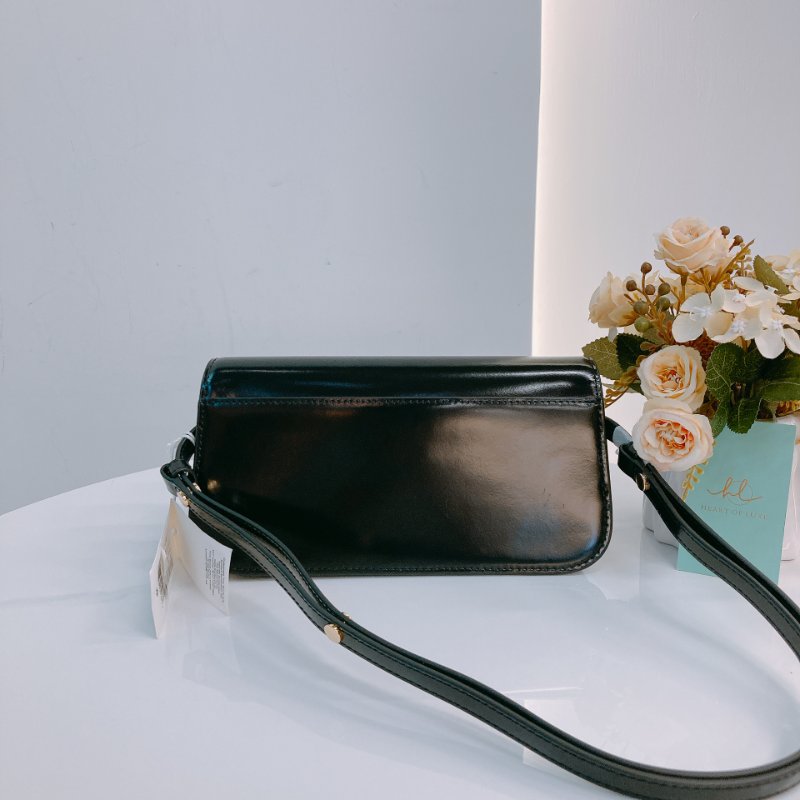 MS0630 Tory Burch 湯麗柏琦 長方形包 腋下 斜背 光滑牛皮 黑色 金扣 Robinson Spazzolato Rectangular Shoulder Bag Smooth Calfskin Black x GHW-1