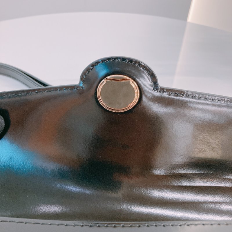 MS0630 Tory Burch 湯麗柏琦 長方形包 腋下 斜背 光滑牛皮 黑色 金扣 Robinson Spazzolato Rectangular Shoulder Bag Smooth Calfskin Black x GHW-11
