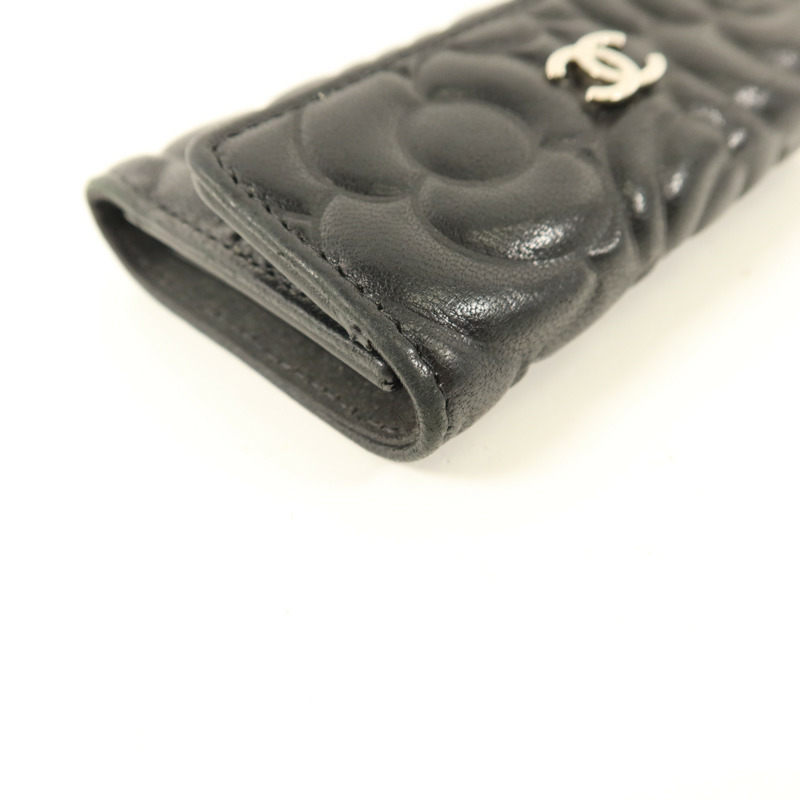 CHANEL 牛皮皮革Camellia Embossed Key Pouch鎖匙包-13
