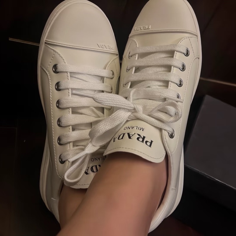 莉亞精品♡ Prada 白鞋帆布鞋 39 二手-1