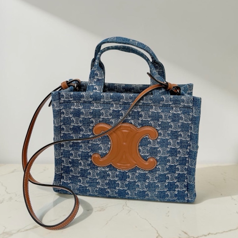 莉亞精品♡ Celine 牛仔老花手提斜背包 二手美品-0
