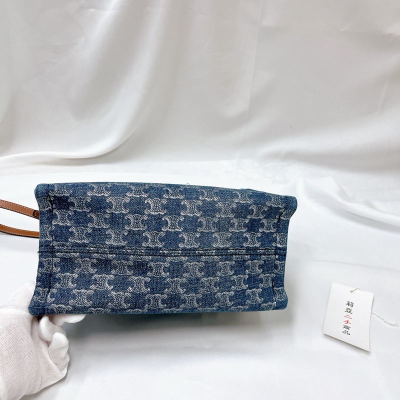 莉亞精品♡ Celine 牛仔老花手提斜背包 二手美品-4