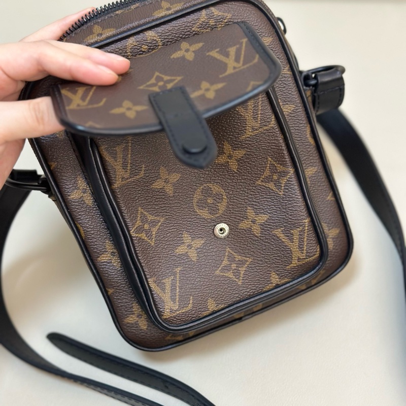 99新 LV路易威登 CHRISTOPHER迷你相機包芯片款-7