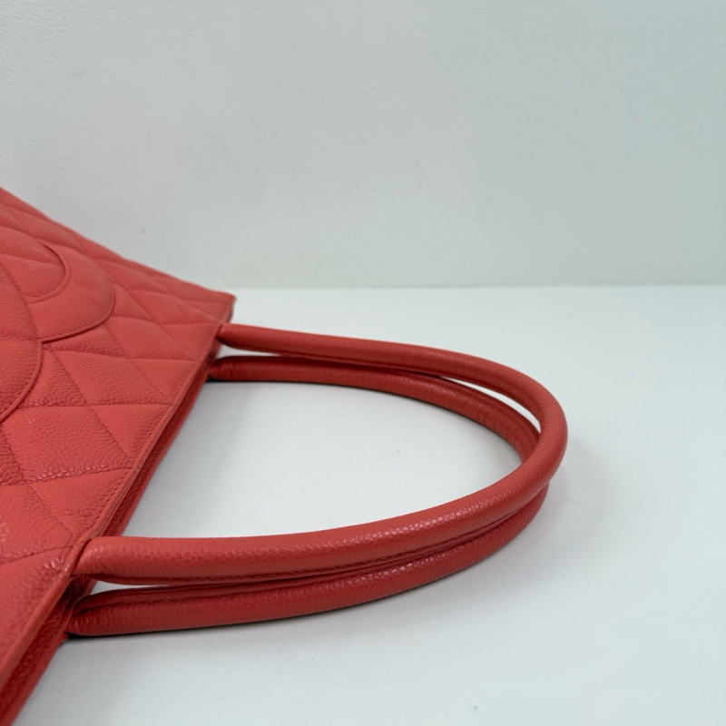 Chanel/香奈兒 紅色手提包 金扣-6