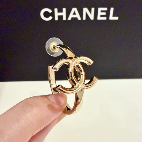 chanel單邊大圓耳環